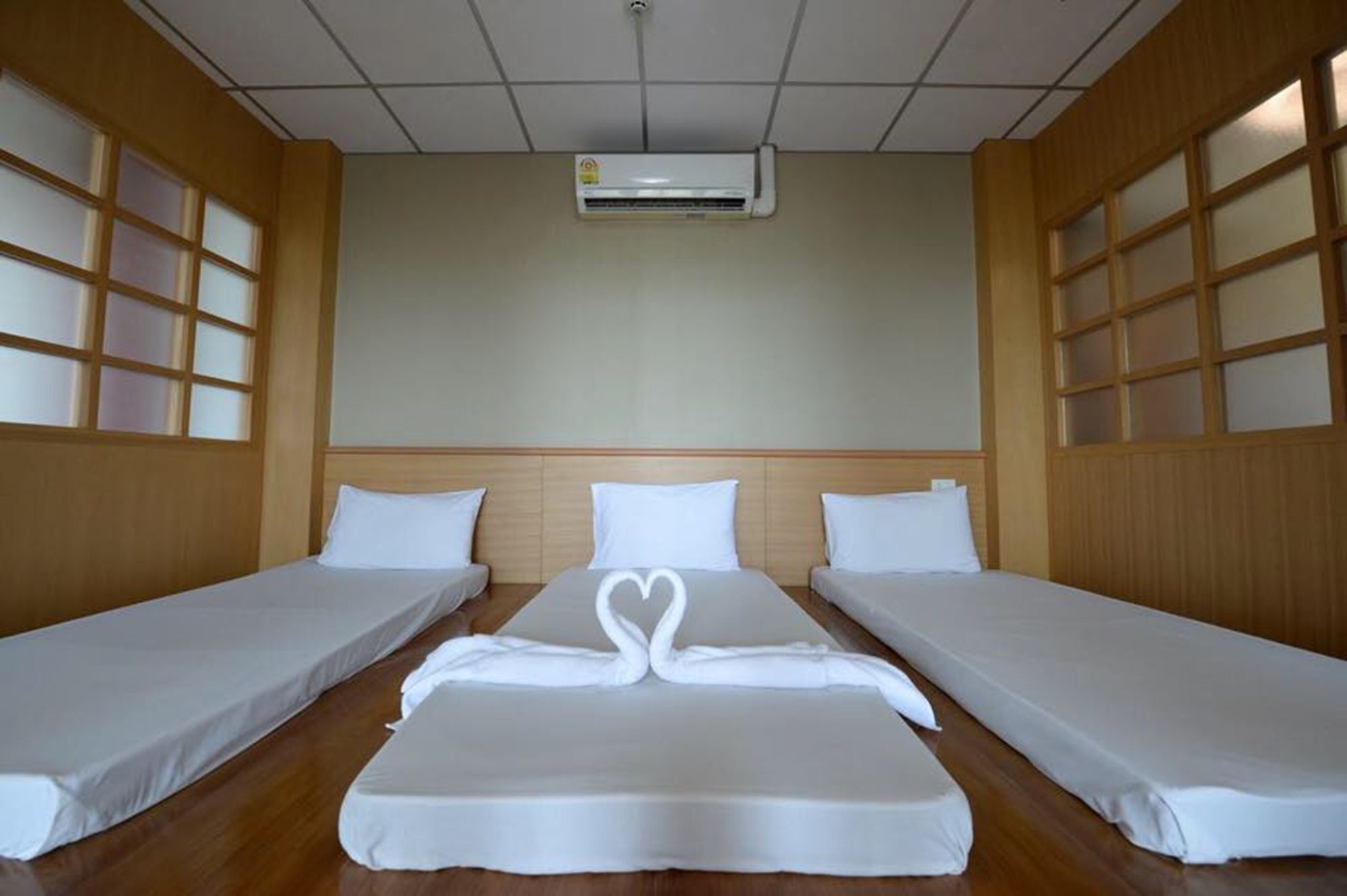 Paradise Resort Ban Nong Pla Lai Экстерьер фото